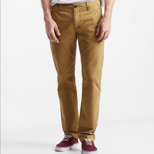 Aeropostale Mens Slim Straight Chino Pants